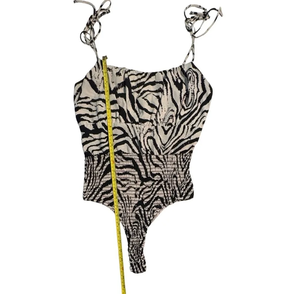 Zebra Print Smocked Bodysuit Black Cream Tie Strap Women Med Going out Animalier - Picture 7 of 8